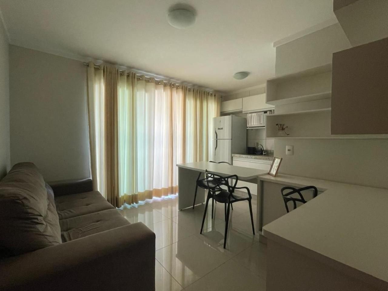 Moderno Flat Com Vista Para O Parque Vaca Brava Goiania Ngoại thất bức ảnh