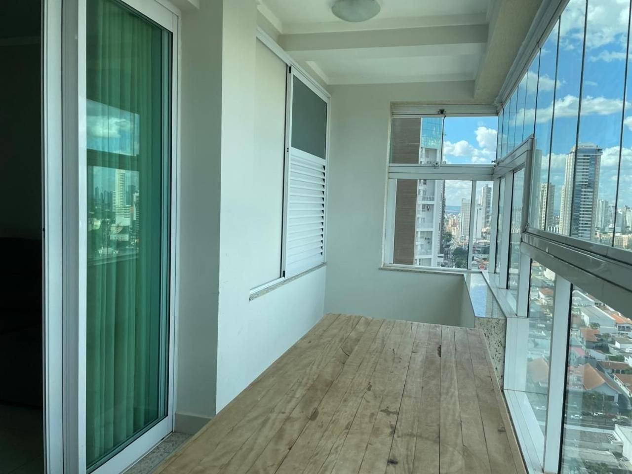 Moderno Flat Com Vista Para O Parque Vaca Brava Goiania Ngoại thất bức ảnh