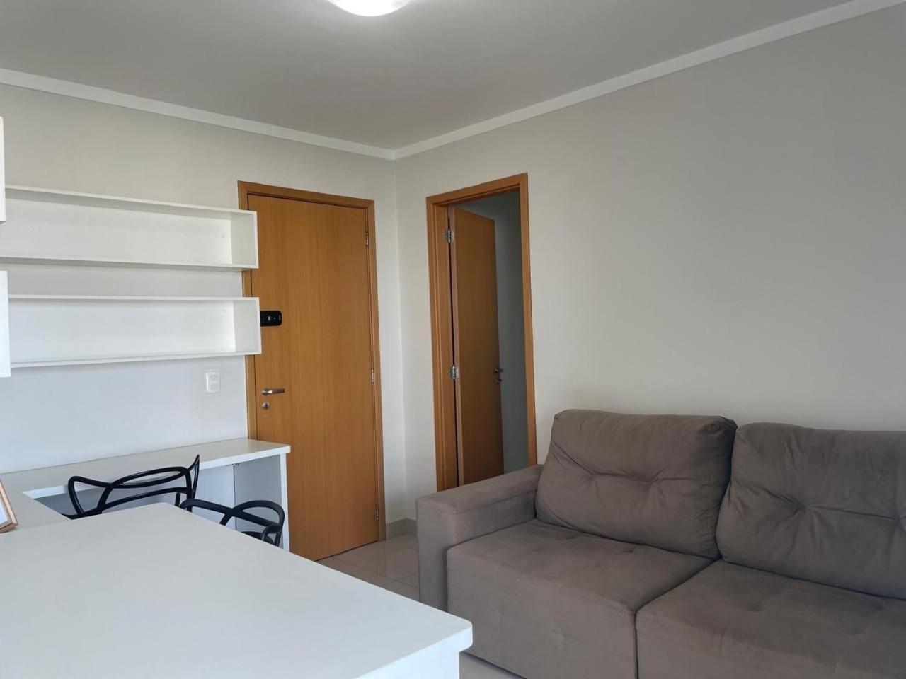 Moderno Flat Com Vista Para O Parque Vaca Brava Goiania Ngoại thất bức ảnh
