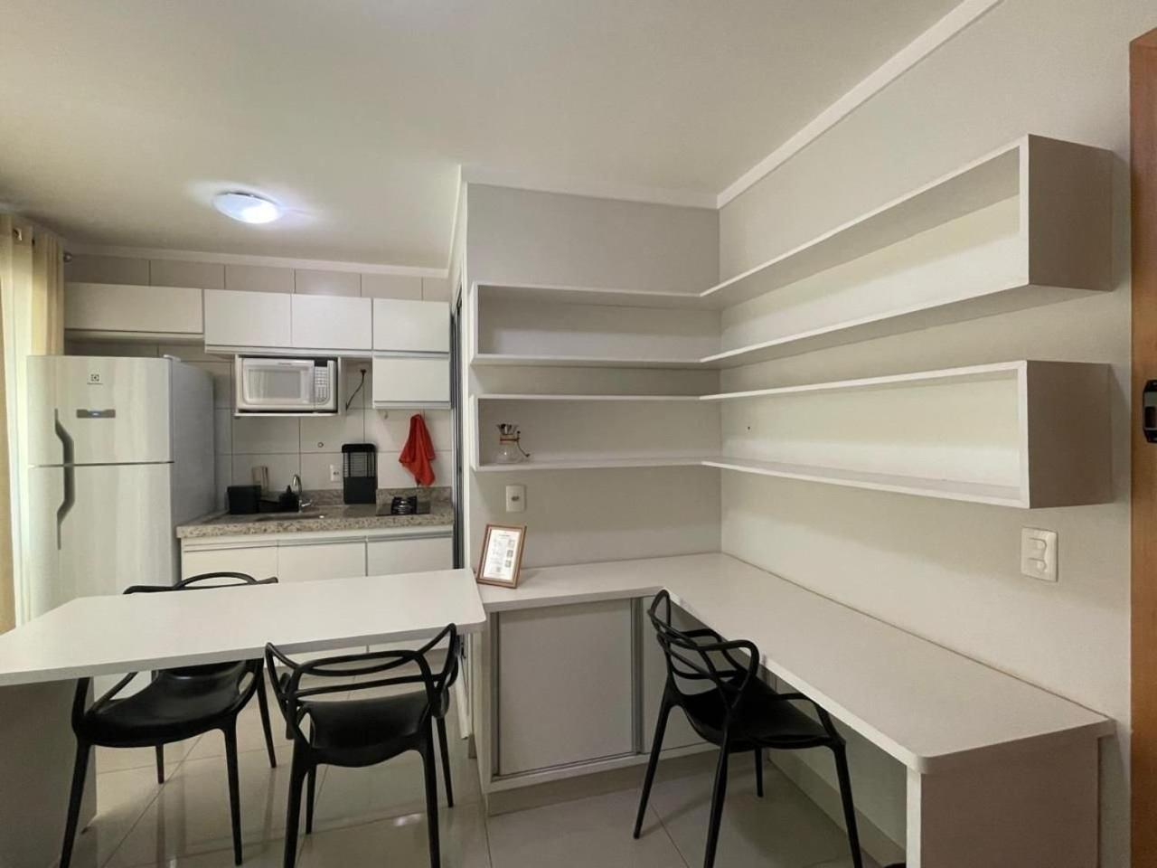 Moderno Flat Com Vista Para O Parque Vaca Brava Goiania Ngoại thất bức ảnh