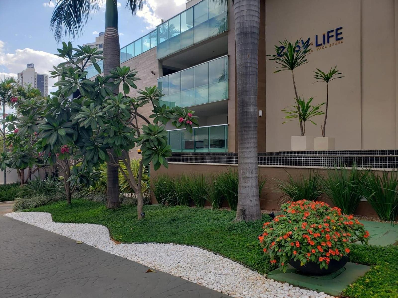 Moderno Flat Com Vista Para O Parque Vaca Brava Goiania Ngoại thất bức ảnh